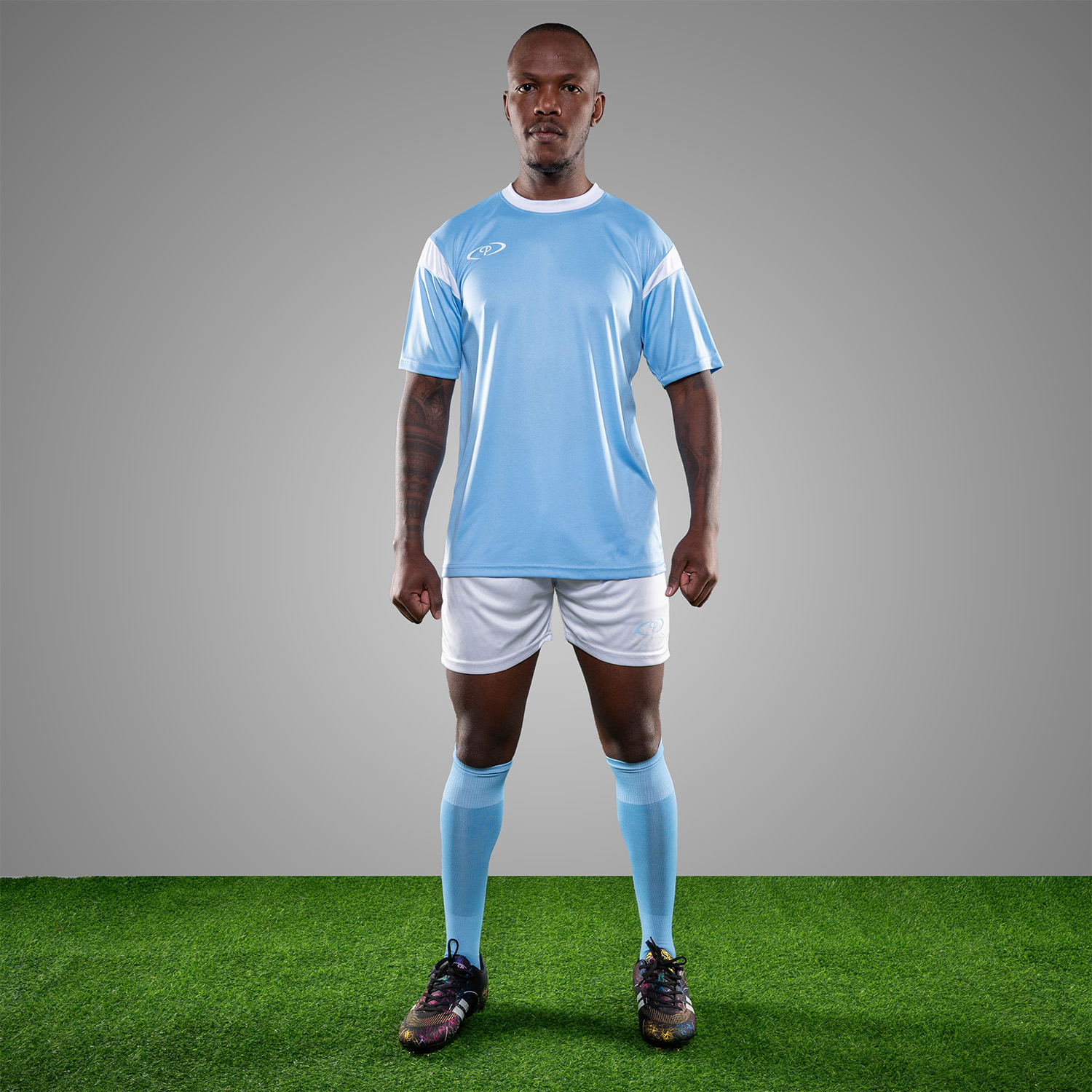 sets of 14 youth liga soccer tops and shorts sets of 14 youth liga soccer tops and shorts