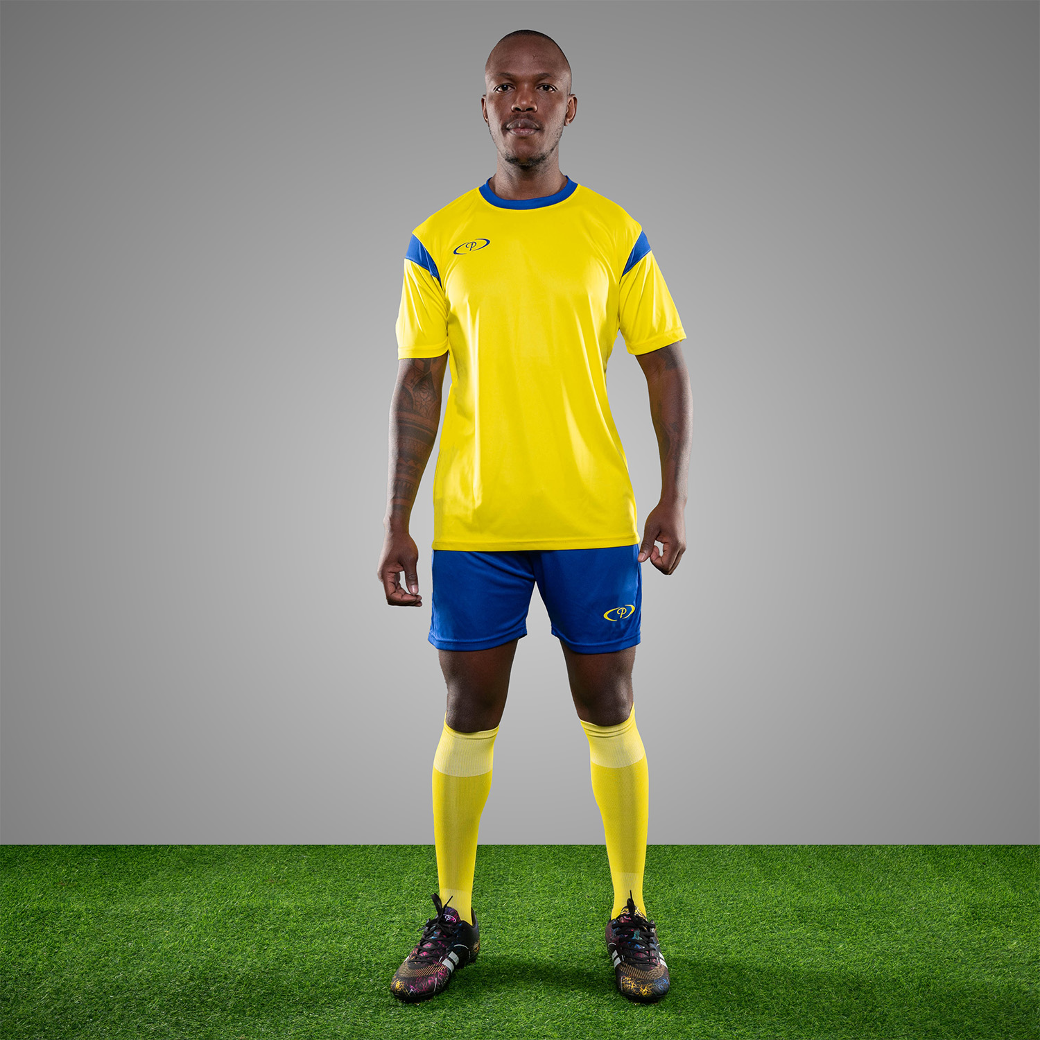 sets of 14 youth liga soccer tops and shorts sets of 14 youth liga soccer tops and shorts